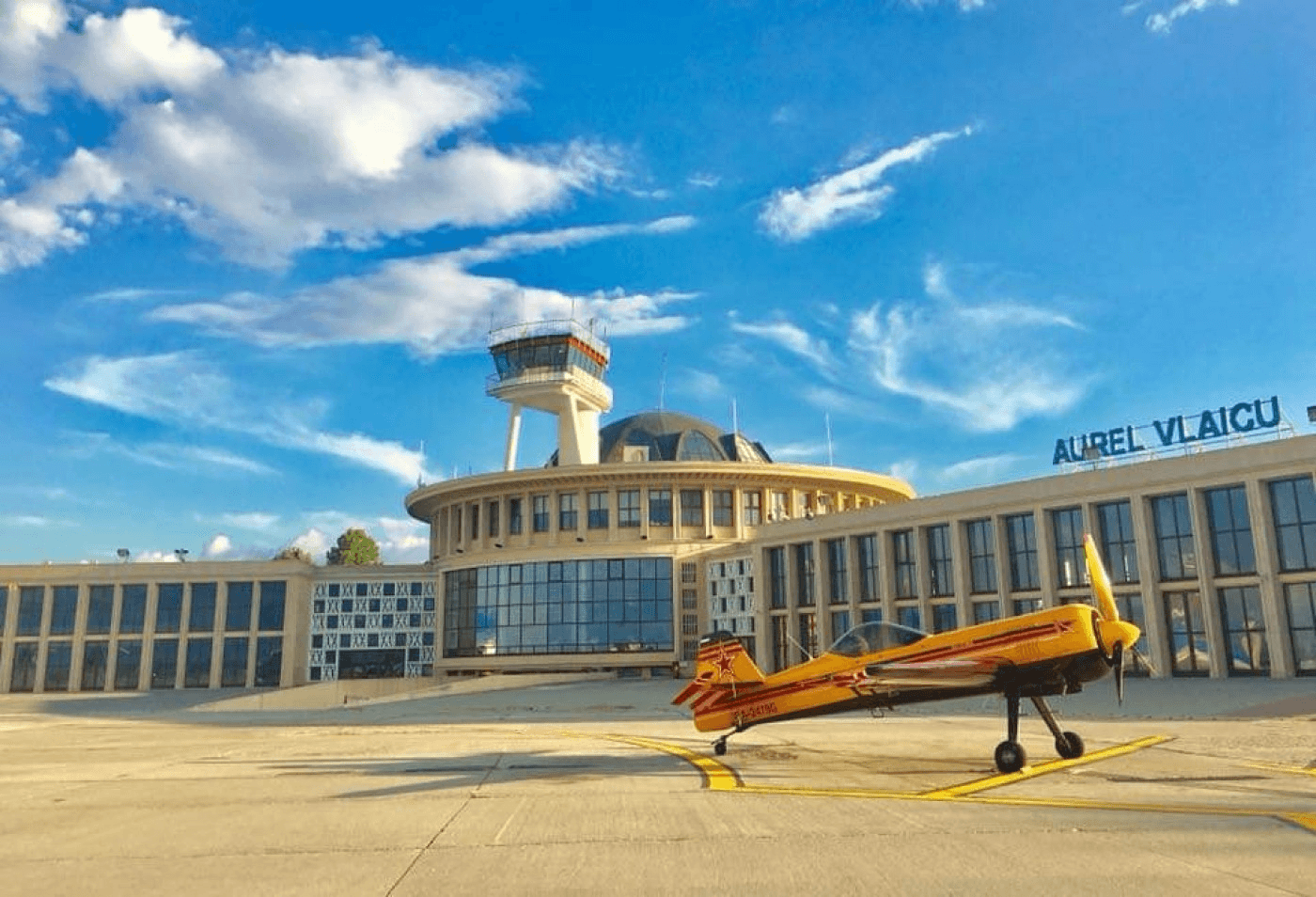 Aeroportul Băneasa se redeschide pentru curse comerciale: Prima companie care a anunțat că va opera zboruri din 2 iunie